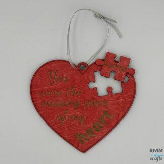 Personalised Heart-Shaped Jigsaw Piece Hanger – Poppy Red